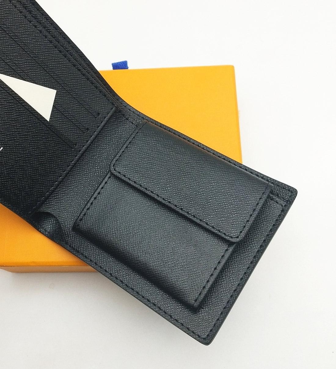 Designer Short Wallets Men Top Quality Gunuine Leather Card Holder Bag Black Purse Wristlet Mens Design Small Wallet Mini Clutch, Original box
Designer Short Wallets Men Top Quality Gunuine Leather Card Holder Bag Black Purse Wristlet Mens Design Small Wallet Mini Clutch, Original box