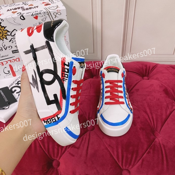 2022 Mens Women boots Sneaker fashion Casual Shoes Snake Chaussures Leather Sneakers Ace Bee Embroidery Stripes Shoe Walking Sports Trainers, 03
2022 Mens Women boots Sneaker fashion Casual Shoes Snake Chaussures Leather Sneakers Ace Bee Embroidery Stripes Shoe Walking Sports Trainers, 03