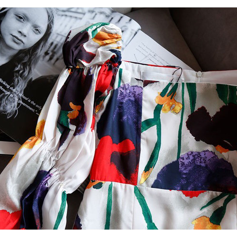 Elegant Lady s Square Collra Vintage Midi Dress Floral Print Long Puff Sleeve Bodycon Women High Fashion 210421