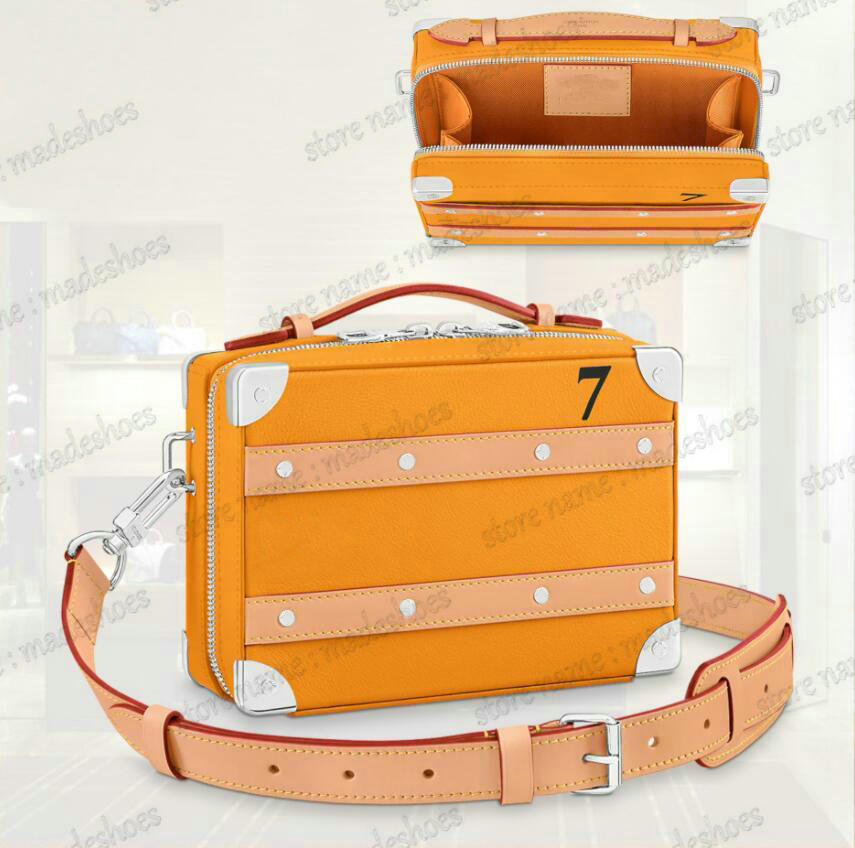 2022 SS Handle Soft Trunk Shouler Bag Unisex Stree Style Bi-color Box Leather Handle Bags M59669 Designer Luxurys Handbag with Number 7 Letter and Rivets
2022 SS Handle Soft Trunk Shouler Bag Unisex Stree Style Bi-color Box Leather Handle Bags M59669 Designer Luxurys Handbag with Number 7 Letter and Rivets