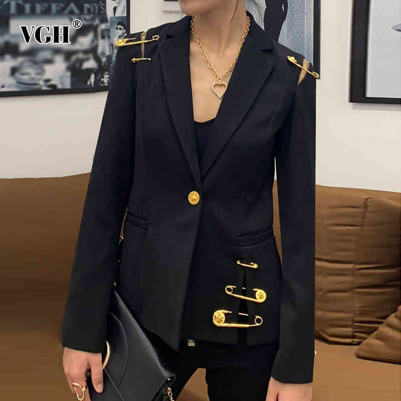 VGH Hollow Out Blazer For Women Lapel Long Sleeve Golden Pins Accessories Split Slim Black Blazers Female Fashion New Style 210421