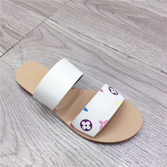2021 Summer Brand Designer women Flip flops Slipper Luxury Fashion Genuine Leather slides sandals Metal Chain Ladies Casual shoes EU36-EU42 AAA+++168, Black
2021 Summer Brand Designer women Flip flops Slipper Luxury Fashion Genuine Leather slides sandals Metal Chain Ladies Casual shoes EU36-EU42 AAA+++168, Black