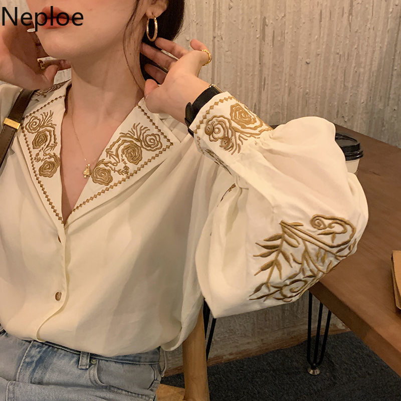Neploe Women Blouses Loose Temperament Lantern Sleeve Shirt Tops Korean Vintage Blouse Heavy Embroidery Blusas Mujer 4h515 210422