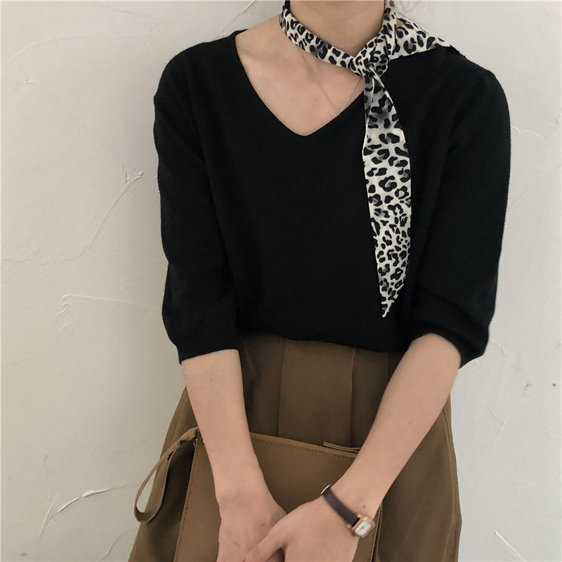 Minimalist Casual Half-Sleeved Fashion Tee Chic Vintage Summer Women Solid Loose All-Match Knitted T-shirt 7 Colors 210421