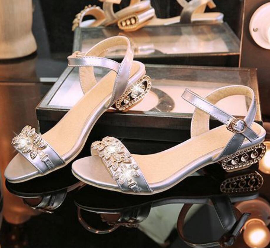2021 Slippers Platform Fish Sandals Mouth Cool Beach Slides Soft Non-Slip Cute Cartoon Home Shoes Women's, Silver
2021 Slippers Platform Fish Sandals Mouth Cool Beach Slides Soft Non-Slip Cute Cartoon Home Shoes Women's, Silver