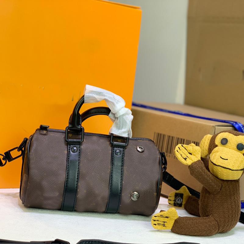 Women Shoulder Bag Purse Handbag High Quality Classic Letter Print Fashion Monkey Doll Canvas Black Genuine Leather Zipper Detachable Strap
Women Shoulder Bag Purse Handbag High Quality Classic Letter Print Fashion Monkey Doll Canvas Black Genuine Leather Zipper Detachable Strap