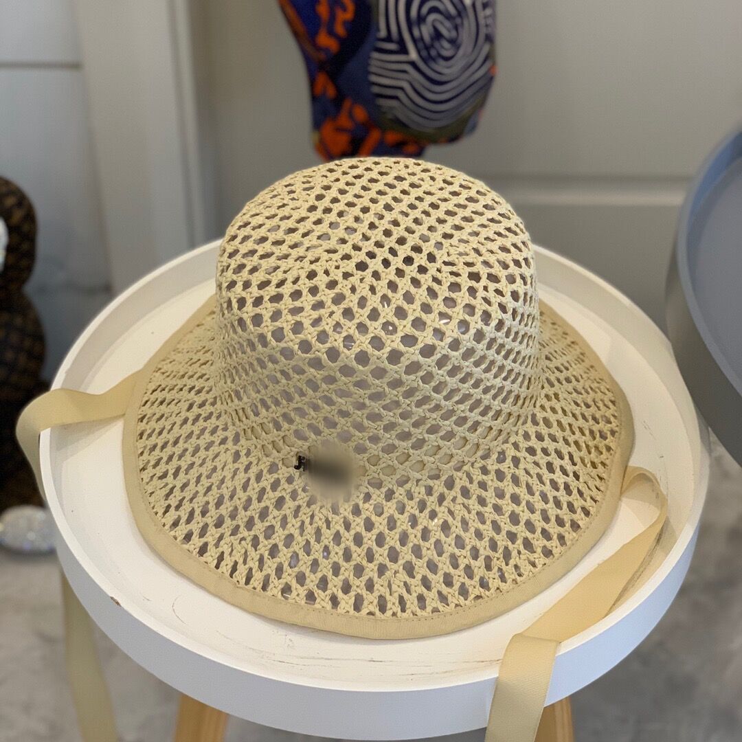 2021 knitted women designer bucket hat hollow designers sun hats for travelling high quality fashion lady luxury sunhats, Blue;gray
2021 knitted women designer bucket hat hollow designers sun hats for travelling high quality fashion lady luxury sunhats, Blue;gray