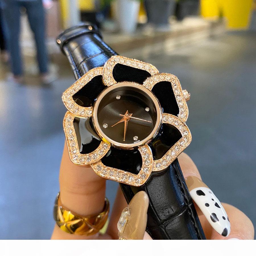 Popular Casual Top Brand quartz wrist Watch for Women Girl Crystal flower style Leather strap Watches CHA40, Rose gold red
Popular Casual Top Brand quartz wrist Watch for Women Girl Crystal flower style Leather strap Watches CHA40, Rose gold red