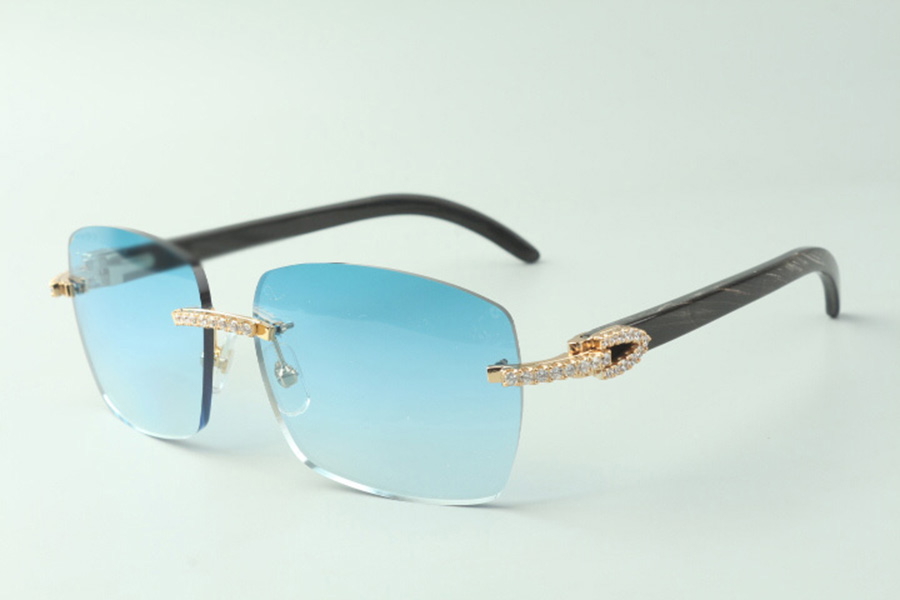 Classic medium diamond sunglasses 3524025 with black textured buffalo horn arms glasses, Direct sales, size: 18-140 mm
Classic medium diamond sunglasses 3524025 with black textured buffalo horn arms glasses, Direct sales, size: 18-140 mm
