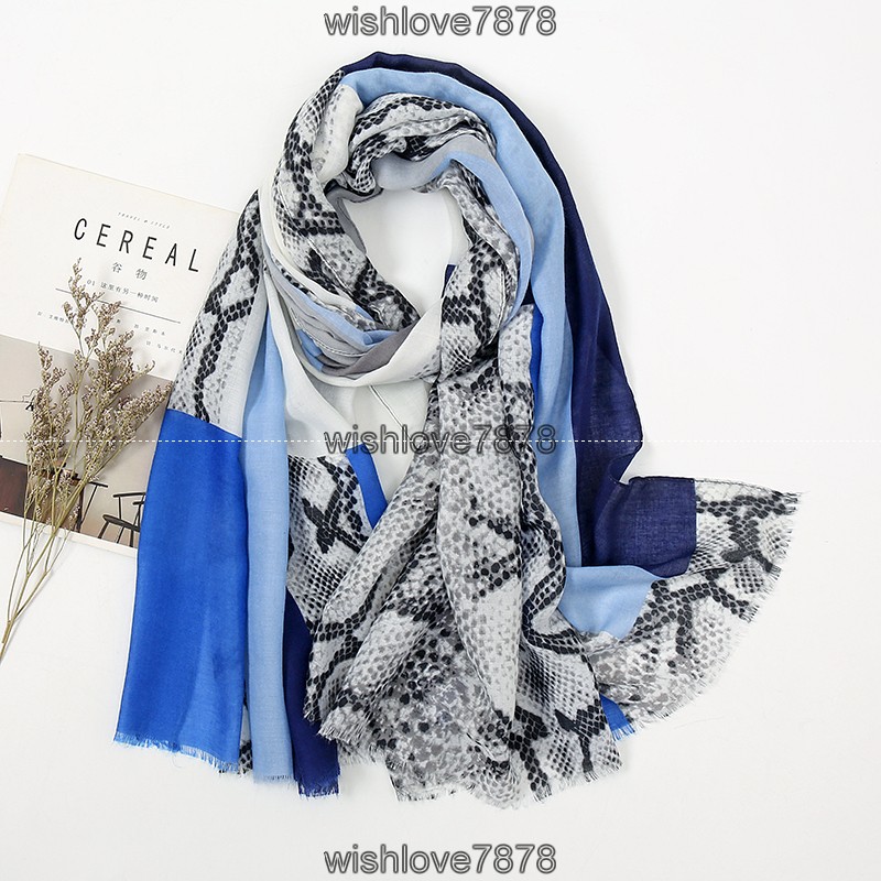 Snake Pattern Warm Scarf Ladies Fashion Cotton Hijab Muslim Hijab Animal Printed Autumn Winter Long High Quality Shawls 180*85cm
Snake Pattern Warm Scarf Ladies Fashion Cotton Hijab Muslim Hijab Animal Printed Autumn Winter Long High Quality Shawls 180*85cm