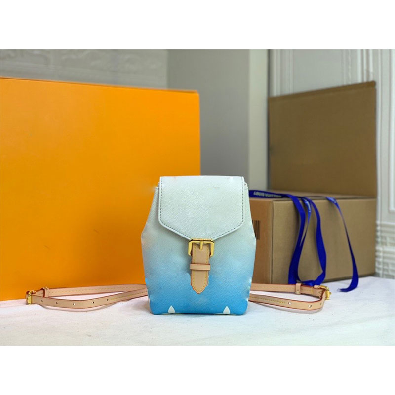 Backpack Style leather wallet fashion Two-color Shoulders Bags lovely women bag Zip back pocket can store cards Many kinds Carry the way
Backpack Style leather wallet fashion Two-color Shoulders Bags lovely women bag Zip back pocket can store cards Many kinds Carry the way
