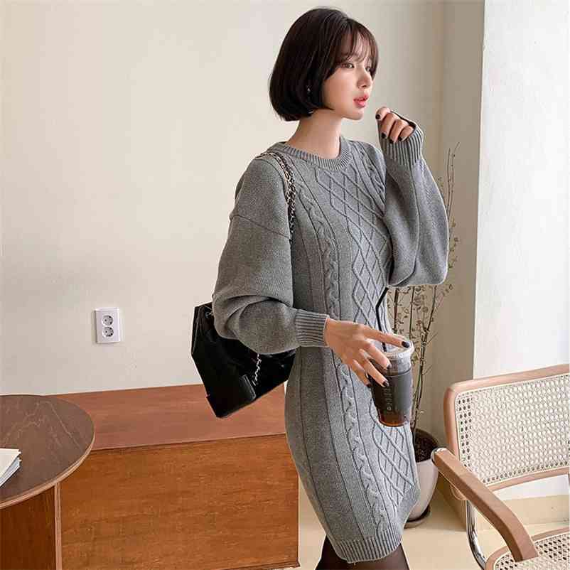 autumn and winter products Korean temperament round neck bat sleeves open back slim slimming twist dres 210603, Gray
autumn and winter products Korean temperament round neck bat sleeves open back slim slimming twist dres 210603, Gray