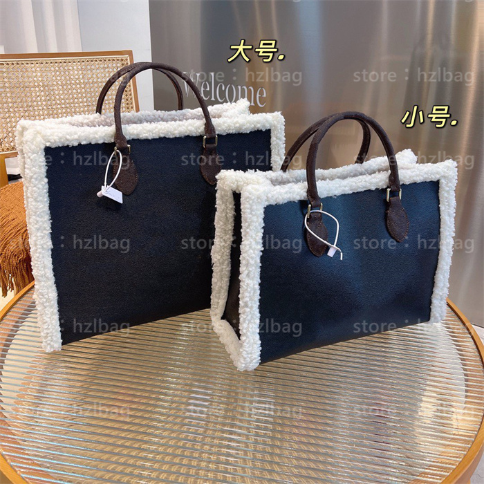 OnTheGo GM PM Tote Bags pink cream blue caramel tones shearling Letter Flower designer Bag large capacity Bag On The Go M56958, Color 01
OnTheGo GM PM Tote Bags pink cream blue caramel tones shearling Letter Flower designer Bag large capacity Bag On The Go M56958, Color 01