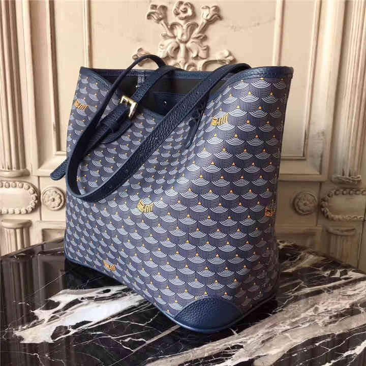 Faure Le Page Women's Pvc Fish Scale Pattern with Shopping Bag Cowhide Tote Beach One Shoulder Handbag Zlh, Gray
Faure Le Page Women's Pvc Fish Scale Pattern with Shopping Bag Cowhide Tote Beach One Shoulder Handbag Zlh, Gray