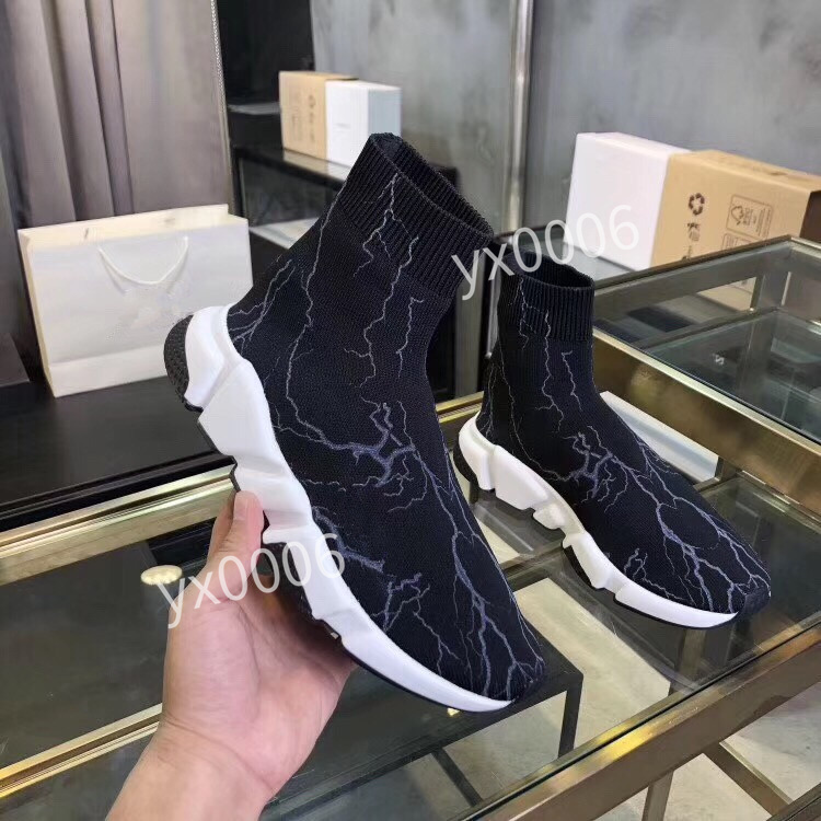 2022 designer shoes men women high top sneakers casual and comfortable leather breathable sneaker couple fz191004, Choose the color
2022 designer shoes men women high top sneakers casual and comfortable leather breathable sneaker couple fz191004, Choose the color
