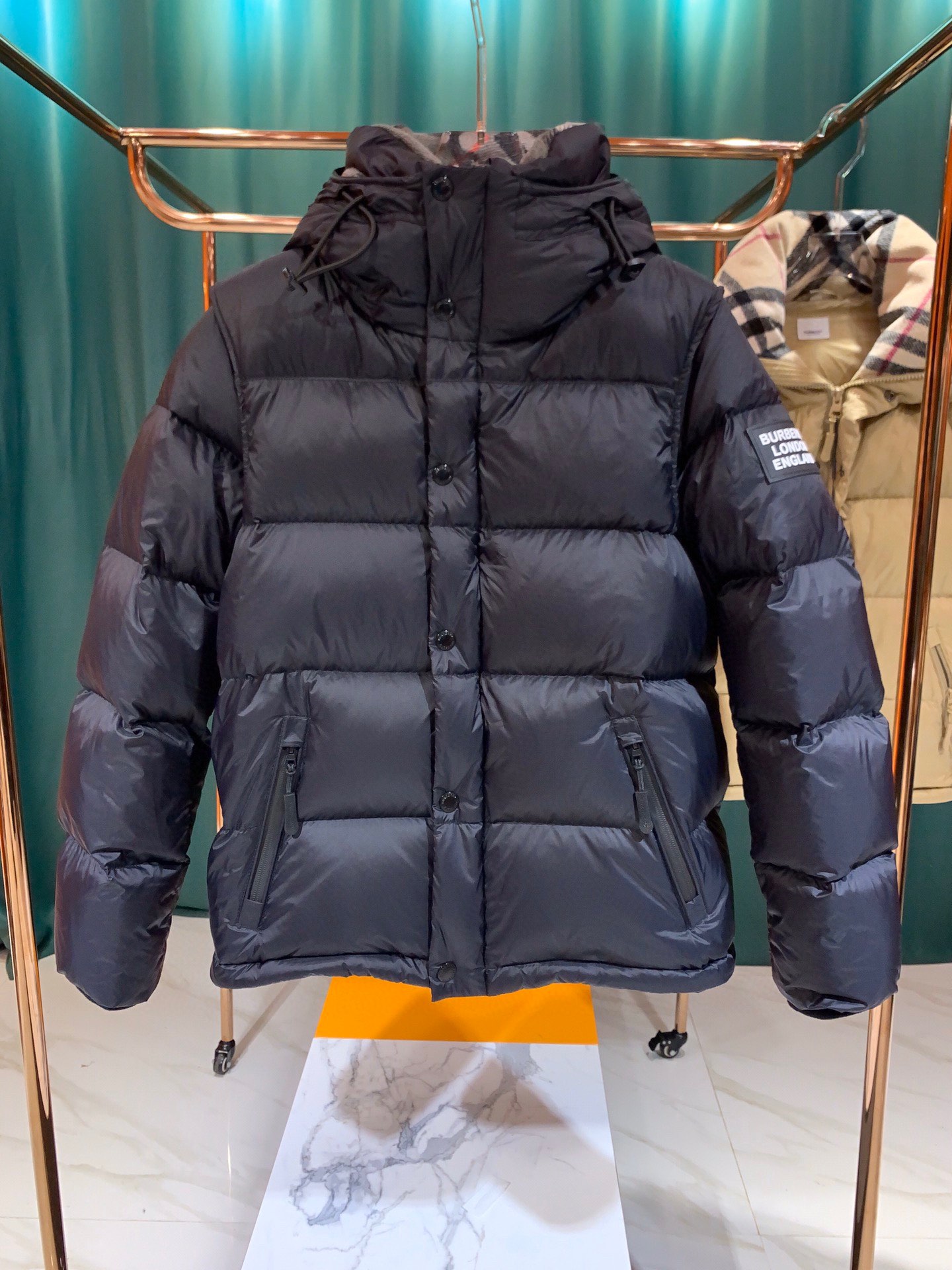 Sale Detachable Winter Jacket Parka Men Women Classic Casual Down Coats Mens Stylist Outdoor Warm High Quality Unisex Coat Outwear, Black
Sale Detachable Winter Jacket Parka Men Women Classic Casual Down Coats Mens Stylist Outdoor Warm High Quality Unisex Coat Outwear, Black
