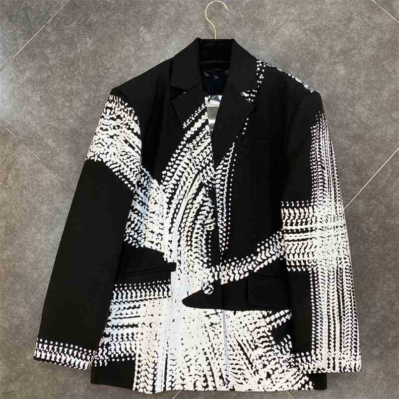 Summer Casual Women' V-Neck Long-Sleeved Black And White Contrast Designer Pattern Slim Suit Jacket 210525
Summer Casual Women' V-Neck Long-Sleeved Black And White Contrast Designer Pattern Slim Suit Jacket 210525