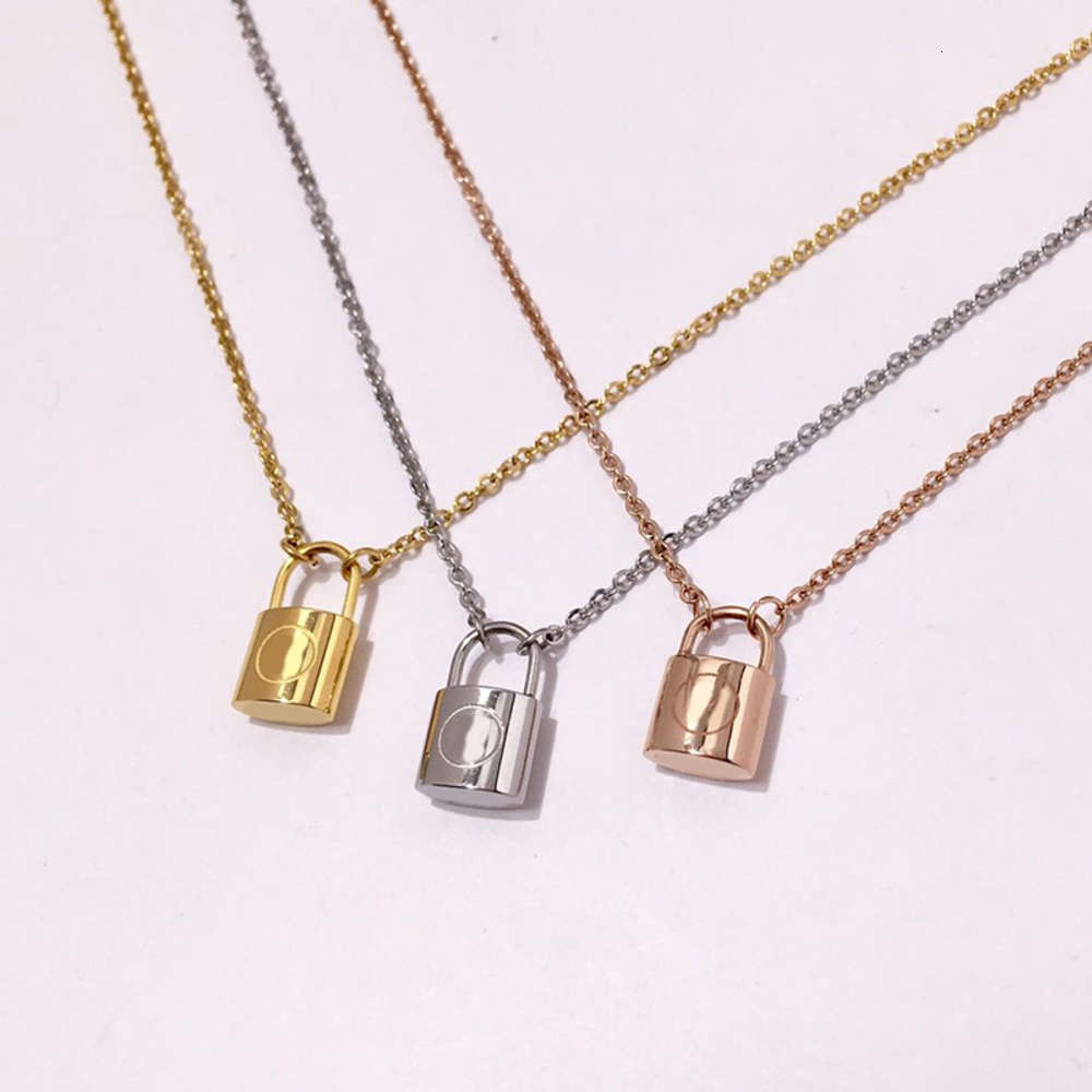 Designer Branded Couple Necklace Fashion Luxuries Lock Pendant Necklaces 18K Titanium Steel Plated Women Necklace for Birthday Gift
Designer Branded Couple Necklace Fashion Luxuries Lock Pendant Necklaces 18K Titanium Steel Plated Women Necklace for Birthday Gift