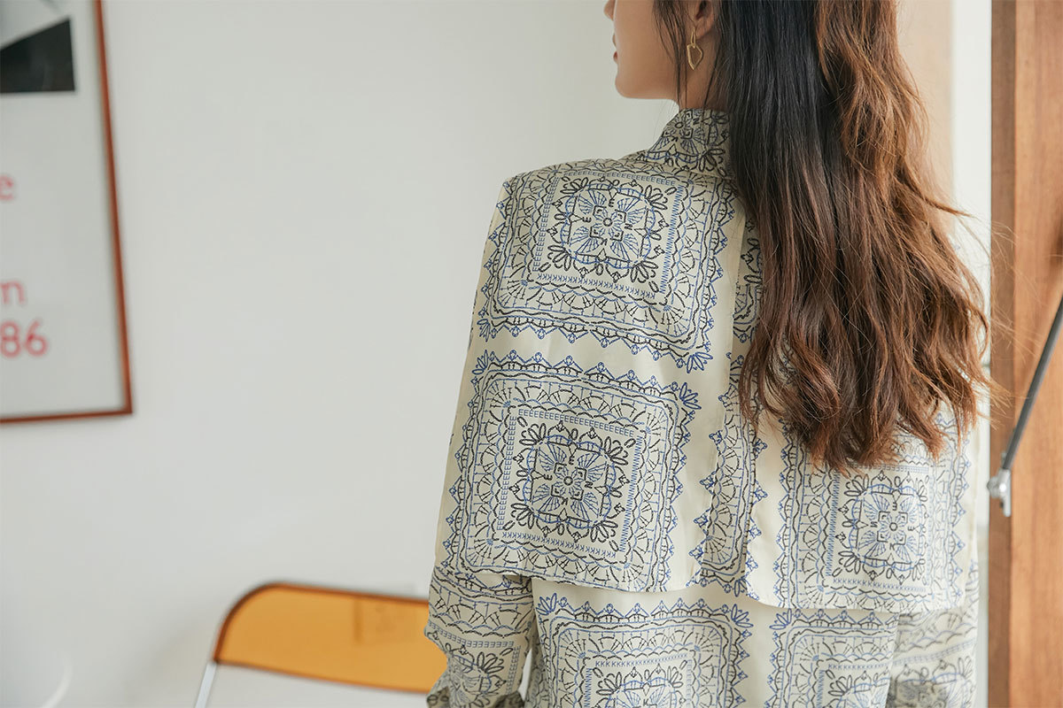 Vintage Rayon Long Sleeve Blouse Fall Women Floral Print Button Up Collar Shirt Shoulderette European Clothing 210427