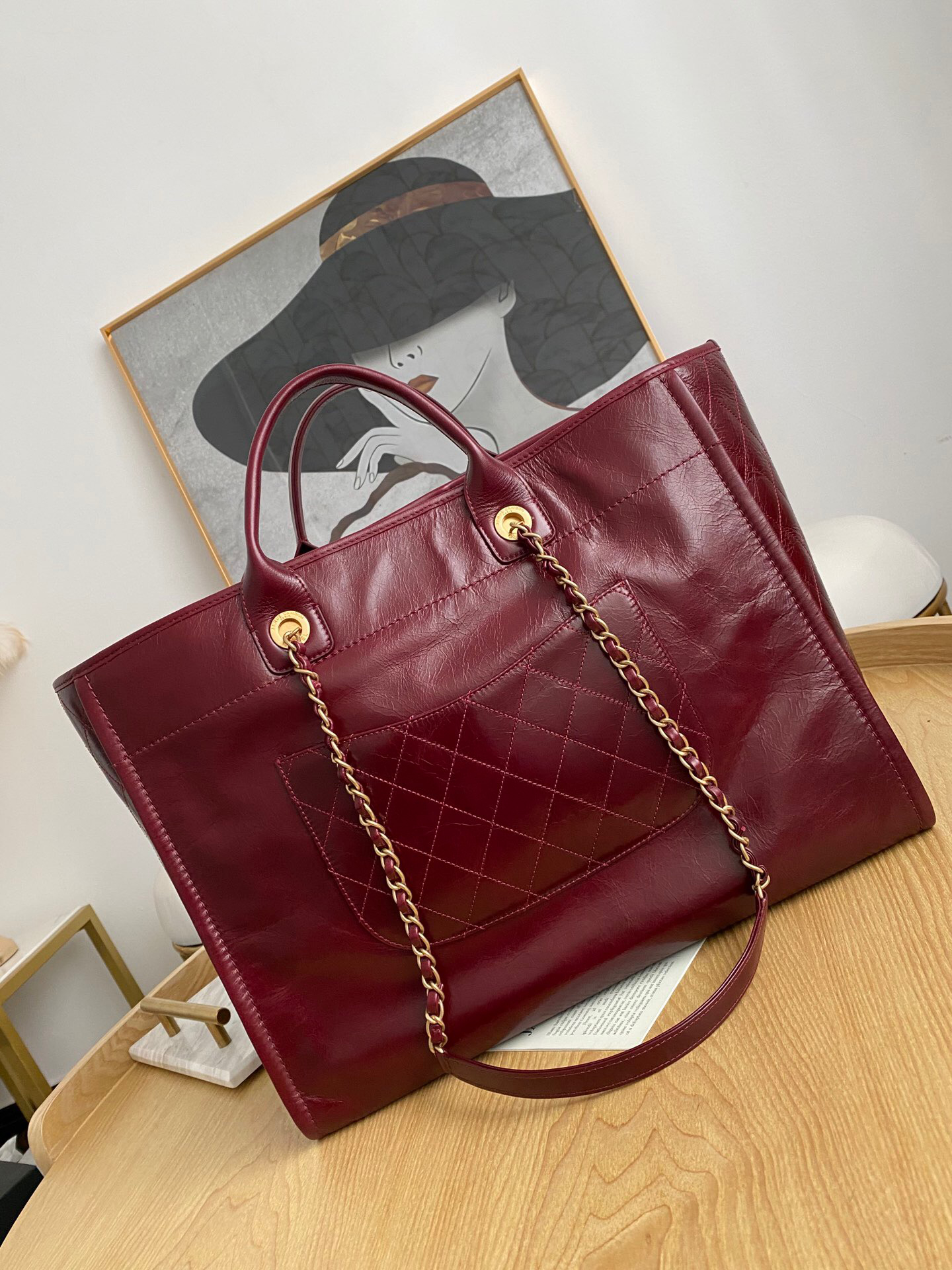 2021 highest quality lady shopping bag, 7A celebrity must have, classic handbag fashion business leisure style imported fragrant oil wax skin 85698
2021 highest quality lady shopping bag, 7A celebrity must have, classic handbag fashion business leisure style imported fragrant oil wax skin 85698