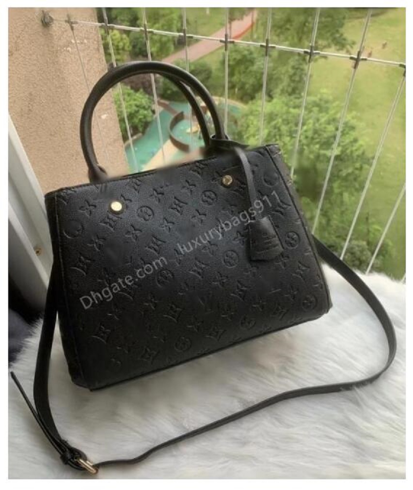 M41056 LVLOUISVITTON BagVUTTON old flower Montaigne for women high quality shoulder bag clutch handbag luxury crossbody packages, Red;black
M41056 LVLOUISVITTON BagVUTTON old flower Montaigne for women high quality shoulder bag clutch handbag luxury crossbody packages, Red;black