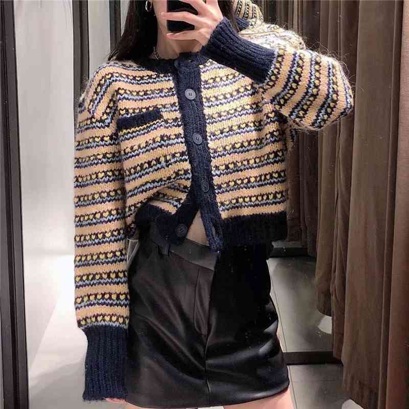 Vintage Women Striped Sweaters Fashion Ladies O-Neck Pocket Knitted Coats Streetwear Female Chic Button Cardigans 210430