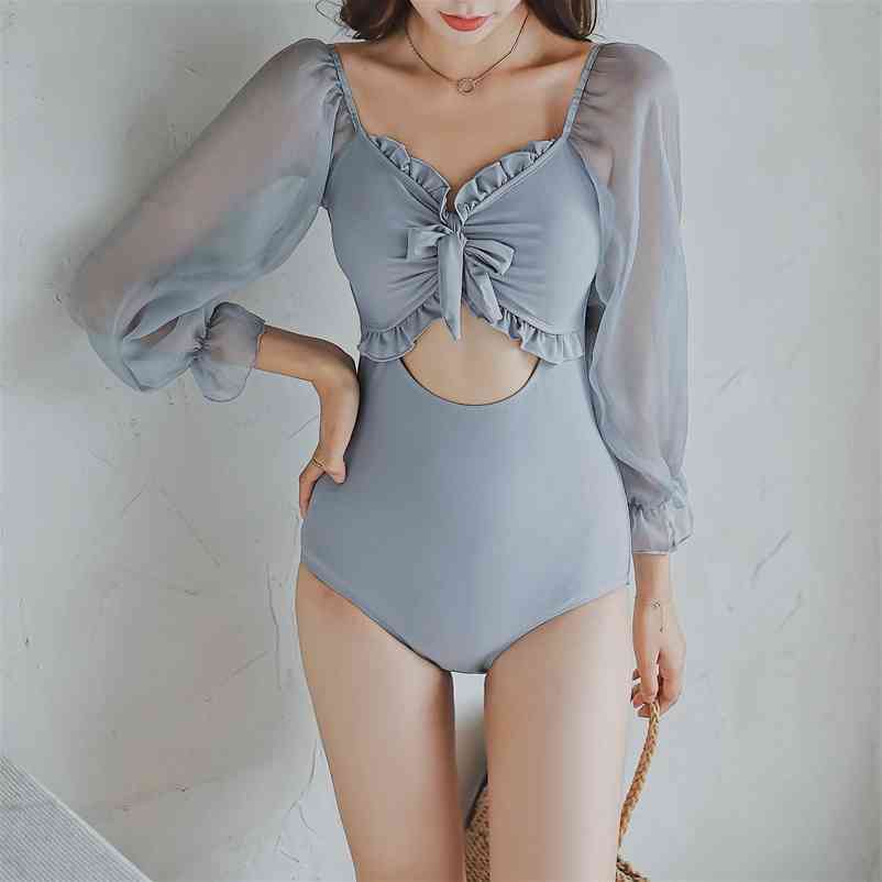 Polyester Korean style swimsuit women long sleeves high waist slim bikini Solid 210603, Blue
Polyester Korean style swimsuit women long sleeves high waist slim bikini Solid 210603, Blue
