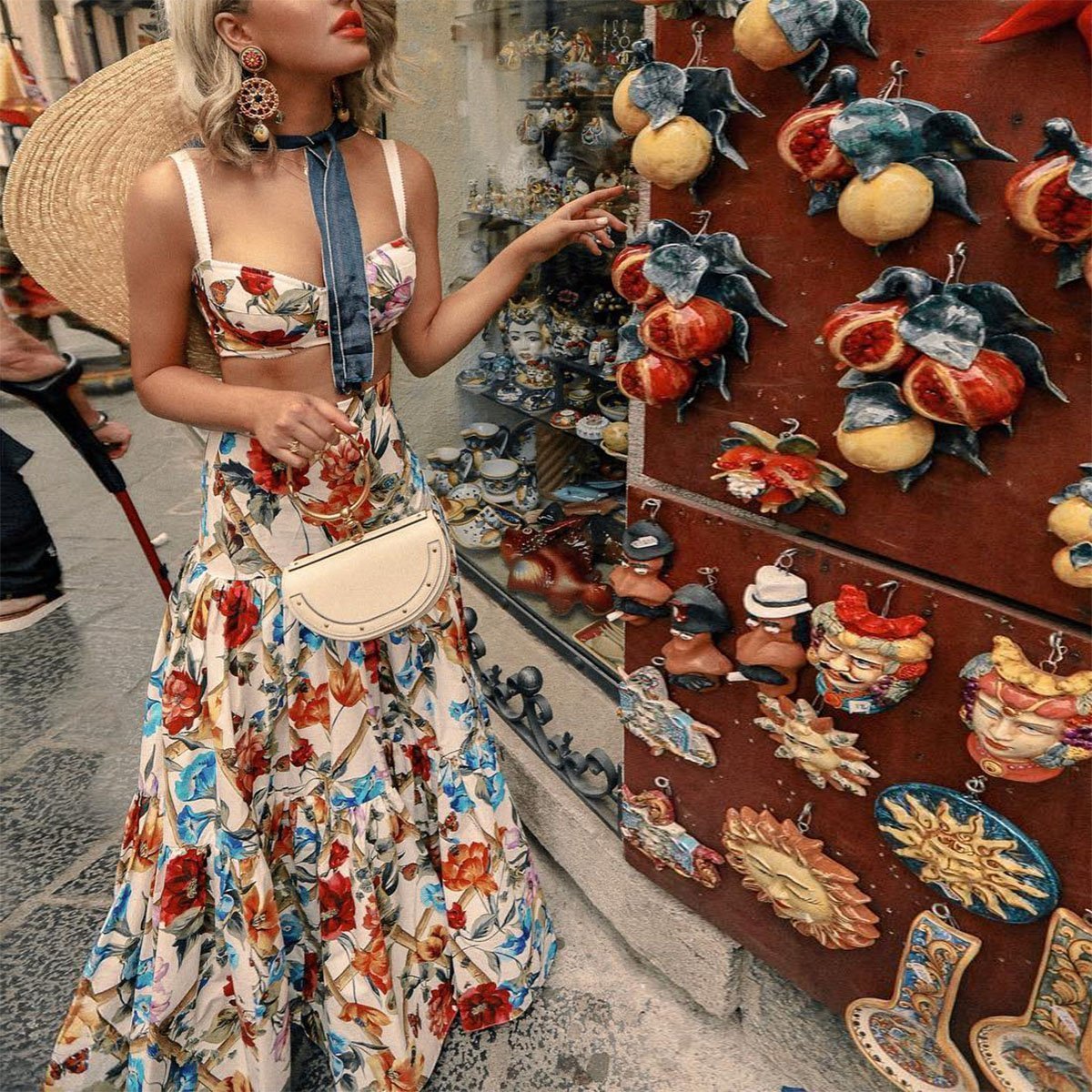 Womens Floral Print two piece sets Boho Dress designer dress Evening Gown Party Long Maxi Dress Summer Sundress Clothing dresses for woman Casual wear V-neck crop top, Multi
Womens Floral Print two piece sets Boho Dress designer dress Evening Gown Party Long Maxi Dress Summer Sundress Clothing dresses for woman Casual wear V-neck crop top, Multi