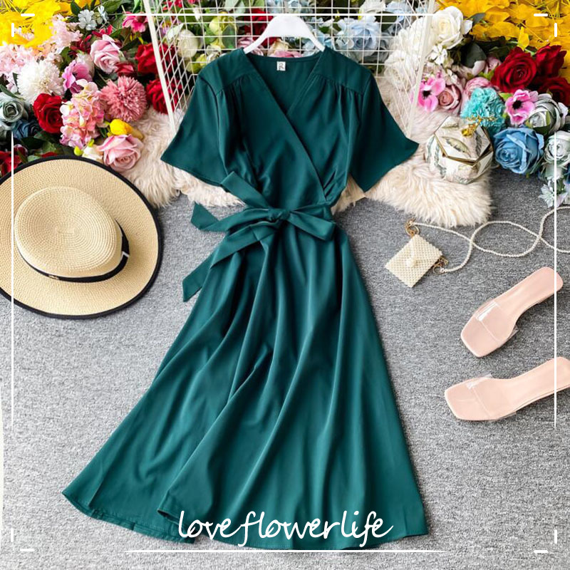 Slim Vintage V Neck summer Bandage Dress Party Vestidos Short sleeve Women Casual High Waist Elegant A-Line Dress 210521, Black
Slim Vintage V Neck summer Bandage Dress Party Vestidos Short sleeve Women Casual High Waist Elegant A-Line Dress 210521, Black