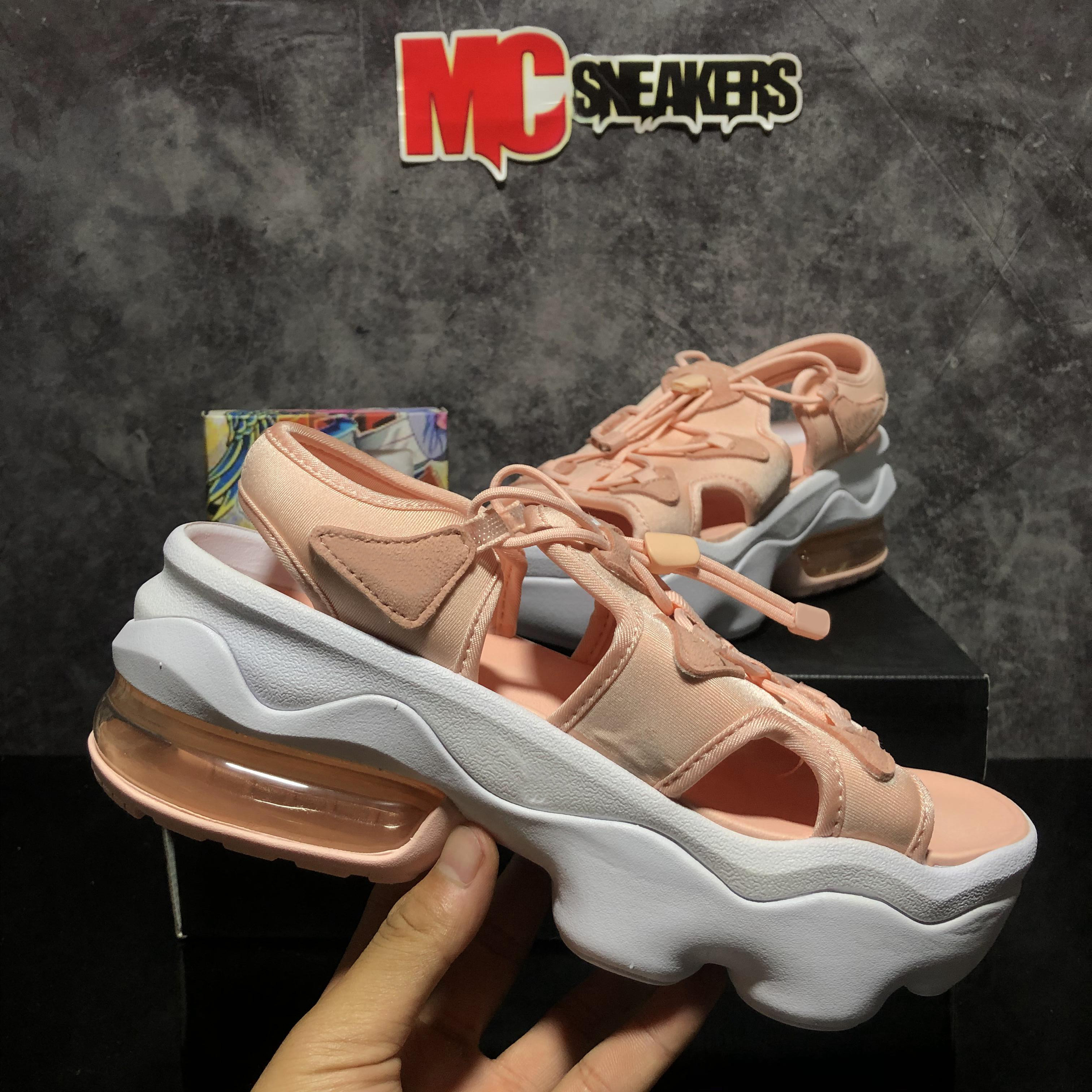 Top Quality Rubber Platform Tory Designer Air Women Sandals Black Shoes Slide Summer Beach Outdoor Cool Fashion Wide Flat Flip Flops Sandal
Top Quality Rubber Platform Tory Designer Air Women Sandals Black Shoes Slide Summer Beach Outdoor Cool Fashion Wide Flat Flip Flops Sandal