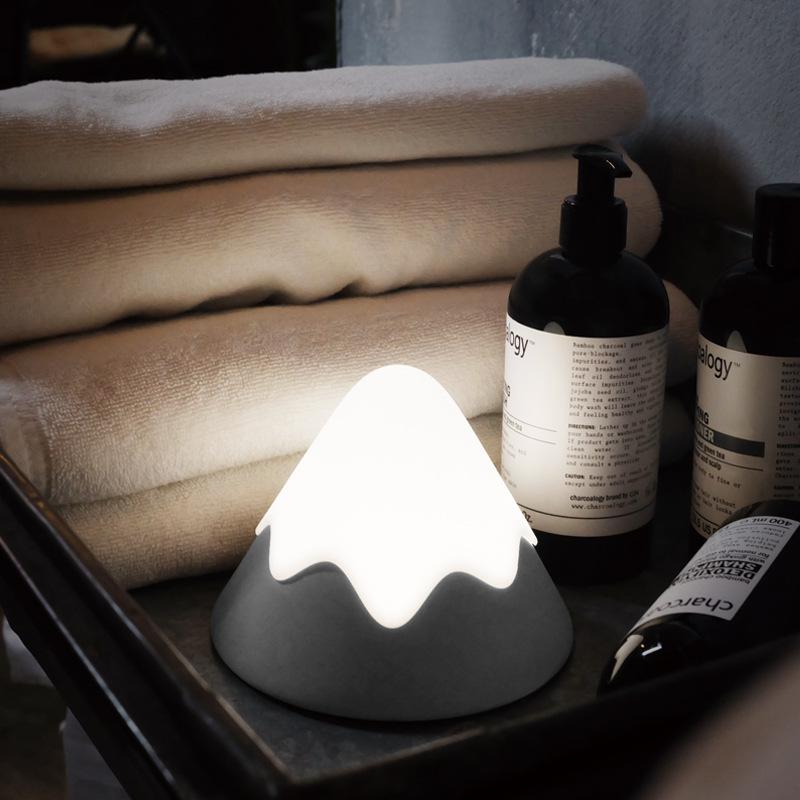 Night Lights Snow Mountain Light Slap Control Lamp USB Charging LED Christmas Decoration Children Bedroom Decor Bedside
Night Lights Snow Mountain Light Slap Control Lamp USB Charging LED Christmas Decoration Children Bedroom Decor Bedside