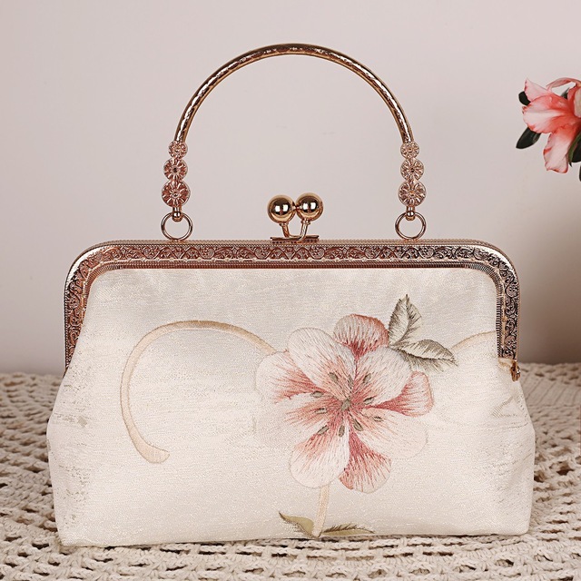 Women one shoulder messenger bag Small High quality PU material Wholesale Fashion Evening Bags Handbag Tote B376, Three colors random selection
Women one shoulder messenger bag Small High quality PU material Wholesale Fashion Evening Bags Handbag Tote B376, Three colors random selection