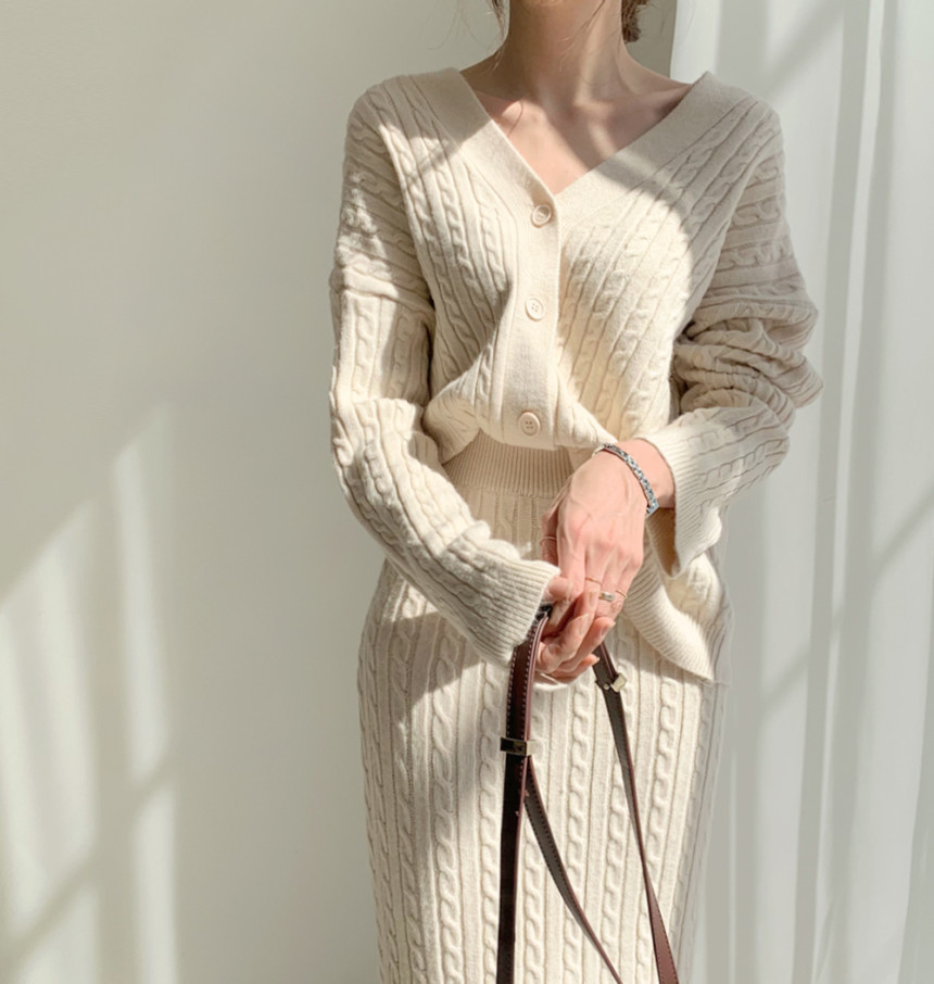 Elegant Formal Single-breast Knitted Sets Autumn Winter OL V-neck Sweater +Skirt Suits 2 Piece Set Woman Clothes 210421