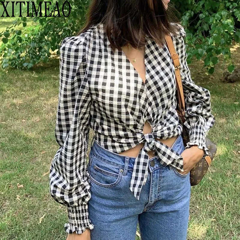 Blouses Women Short V-neck Front kink Plaid Pattern Shirt Female Long-sleeved Autumn Winter Femme Mujer Tops 210602, As picture
Blouses Women Short V-neck Front kink Plaid Pattern Shirt Female Long-sleeved Autumn Winter Femme Mujer Tops 210602, As picture