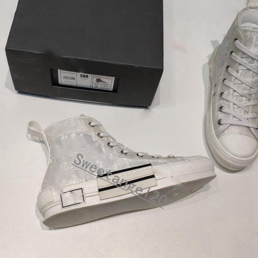 2021 limited edition custom printed canvas sneakers, fashion versatile high and low shoes, with original packaging size 35-45, Black
2021 limited edition custom printed canvas sneakers, fashion versatile high and low shoes, with original packaging size 35-45, Black