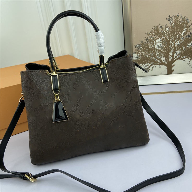 2021 Luxury The Single Shoulder Bag Authentic Selling Black Brown Womens Bags Tote Fashion Shopping Genuine Leather Size:27*22*13 V-019
2021 Luxury The Single Shoulder Bag Authentic Selling Black Brown Womens Bags Tote Fashion Shopping Genuine Leather Size:27*22*13 V-019
