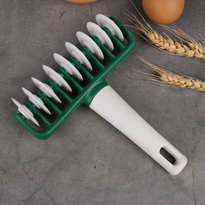 1Pcs Lace Cut/Flat Cut Baking Tool Kitchen Accessories Hob Roller Knife Rolling Pin Dumpling Skin Tool Plastic Multi-function
