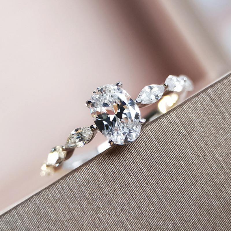 Wedding Rings Bride Jewelry For Women Entry Lux Women's Ring With Ellipse Cubic Zircon Gifts The Year KCR124, Slivery;golden
Wedding Rings Bride Jewelry For Women Entry Lux Women's Ring With Ellipse Cubic Zircon Gifts The Year KCR124, Slivery;golden