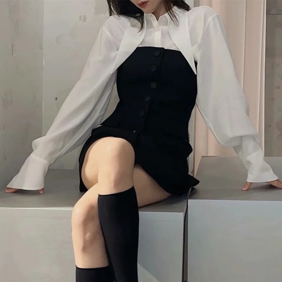 Solid Fashion Pearl Women Shirt Spring Summer Vintage Long Sleeve Simple Button-Up Office Lady Chic Blouse Outwear 210521