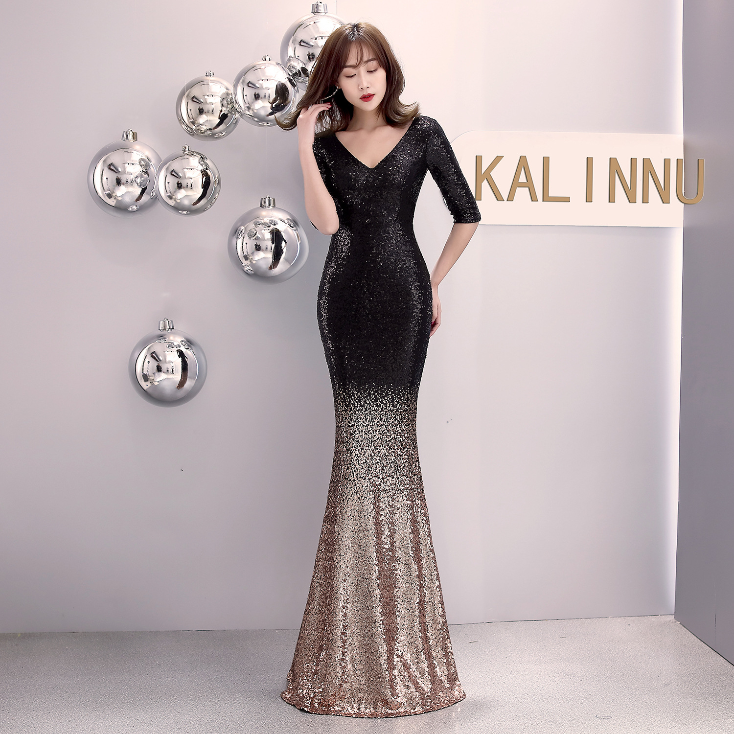 Bling Sparkly Mermaid Evening Party Dresses Long Sleeve Two Tone V-neck Half Sleeve Prom Gown luxurious Engagement dress