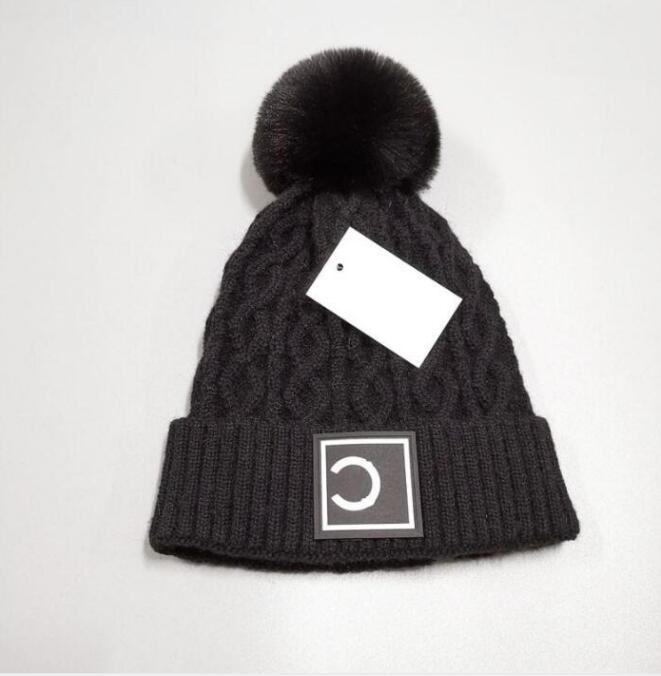 Luxury beanies Hight quality men and Wool knitted hat classical sports skull caps women High-end casual gorros Bonnet 320
Luxury beanies Hight quality men and Wool knitted hat classical sports skull caps women High-end casual gorros Bonnet 320