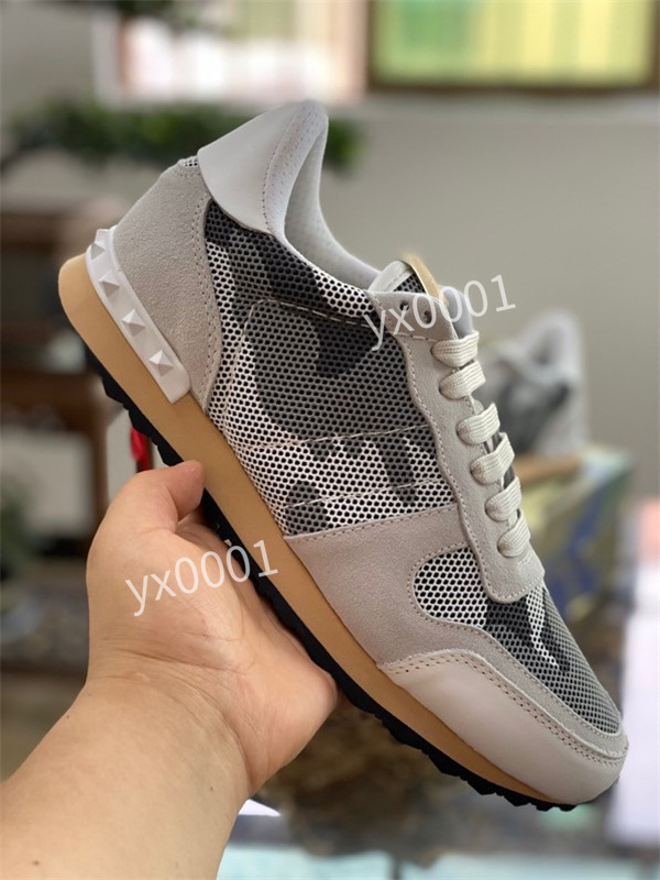 NEW 2021 Designers Red Bottom boots Suede spike Shoe Men Women Shoes Party Wedding Valentinoes crystal Leather Sneakers 39-46, 03
NEW 2021 Designers Red Bottom boots Suede spike Shoe Men Women Shoes Party Wedding Valentinoes crystal Leather Sneakers 39-46, 03