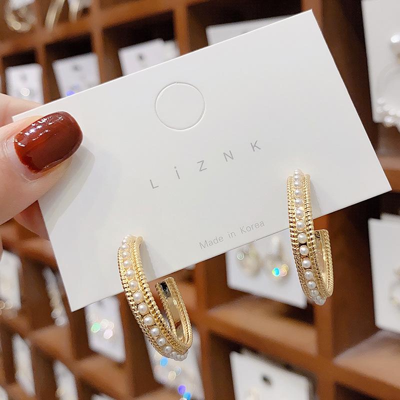 Hoop & Huggie Korea Earrings 2021 Trendy Paired Things Big Luxury Round Gold Pair Jewelry With Pearl For Gift Women
Hoop & Huggie Korea Earrings 2021 Trendy Paired Things Big Luxury Round Gold Pair Jewelry With Pearl For Gift Women