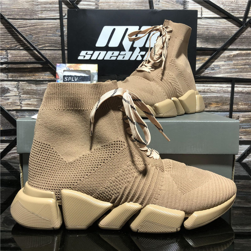 2021 top Quality Pairs 2.0 Men Fashion Designers Shoes Womens Sneakers Mens Women Triple S Black Outdoor Platform Socks Casual Trainer Sneaker
2021 top Quality Pairs 2.0 Men Fashion Designers Shoes Womens Sneakers Mens Women Triple S Black Outdoor Platform Socks Casual Trainer Sneaker
