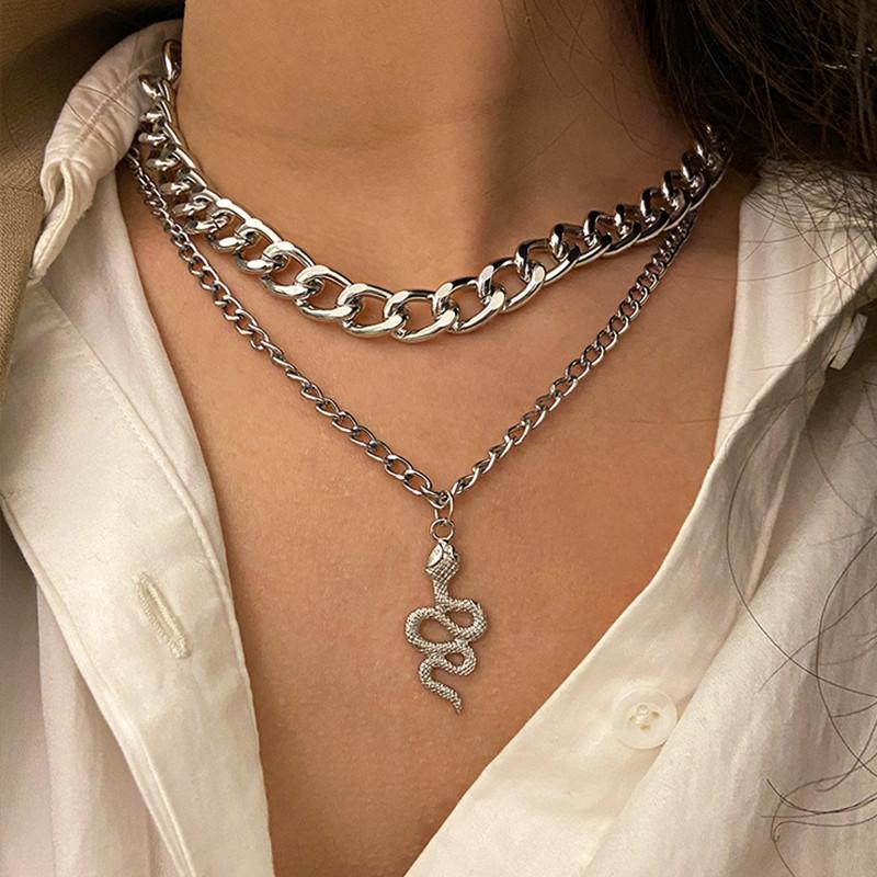 Pendant Necklaces VAGZEB Retro Multilayer Snake Chain Necklace For Women Trendy Gold Silver Color Big Thick
Pendant Necklaces VAGZEB Retro Multilayer Snake Chain Necklace For Women Trendy Gold Silver Color Big Thick