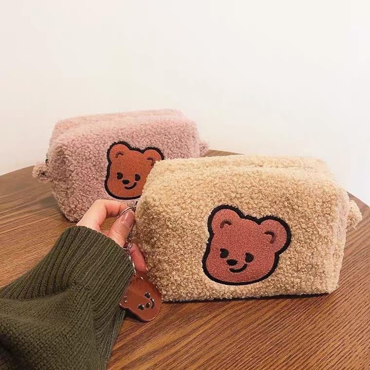 Bear Flannel Cosmetic Bag Portable Large Capacity Wash Women Travel Makeup Brush Organizer Storage Pouch Student Pencil Case Bags & Cases
Bear Flannel Cosmetic Bag Portable Large Capacity Wash Women Travel Makeup Brush Organizer Storage Pouch Student Pencil Case Bags & Cases