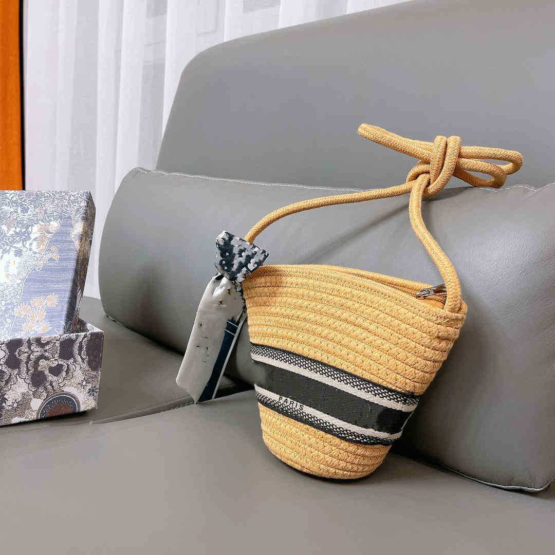 Hanghhangbag Women S Mini Luxurys Designers Bags 2021 Designer Womens handbags Purses Crossbody Bag Wallet Handbag Louisbags_18 d Vegetable
Hanghhangbag Women S Mini Luxurys Designers Bags 2021 Designer Womens handbags Purses Crossbody Bag Wallet Handbag Louisbags_18 d Vegetable
