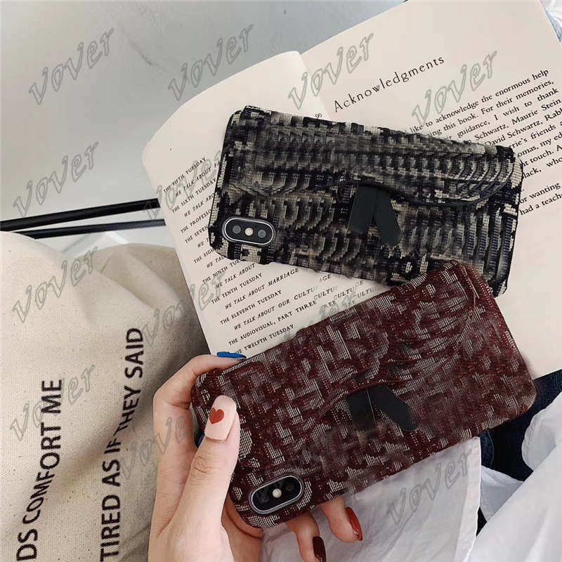 Luxury fabrics Crossbody Bracelet Protective Cases d letter For iPhone 12 11 Pro X XS Max XR 7 8 Plus Phone Back Cover with card
Luxury fabrics Crossbody Bracelet Protective Cases d letter For iPhone 12 11 Pro X XS Max XR 7 8 Plus Phone Back Cover with card