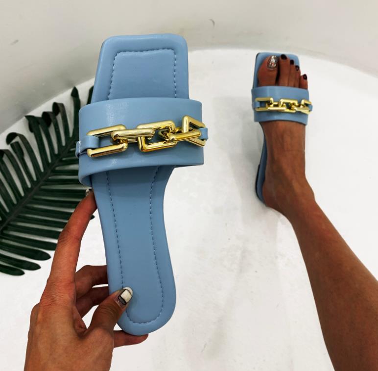 High Quality Stylish Slippers Sandals Fashion Classics Slippers Sandals Women Shoes Plain Design Summer Huaraches Home Chain, Red
High Quality Stylish Slippers Sandals Fashion Classics Slippers Sandals Women Shoes Plain Design Summer Huaraches Home Chain, Red