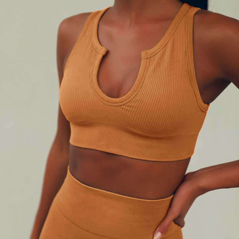 Seamless Yoga Sets Women 2 Piece Set Workout Clothes Biker Shorts Active Wear Sport 210821